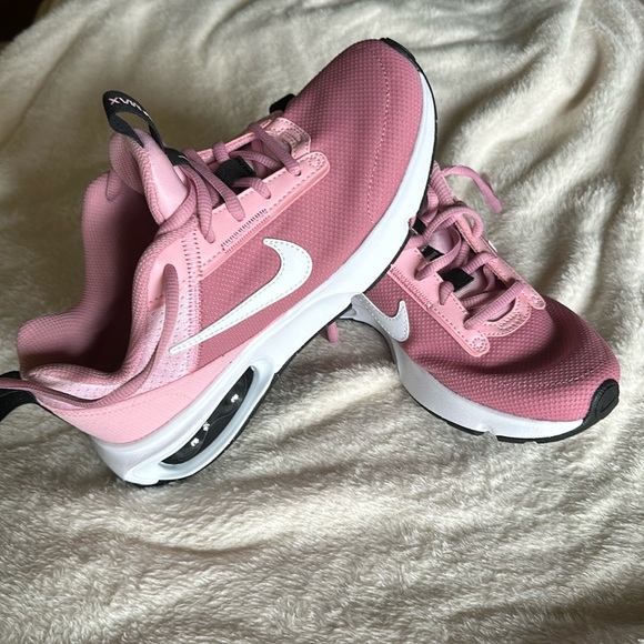NIKE AIR MAX INTRLK SNEAKERS SZ 6.5 PINK - Picture 2 of 7